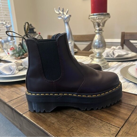 Dr. Martens 2976 Platform Chelsea Boots Burgundy Smooth Leather Size 7 Goth - Picture 5 of 11